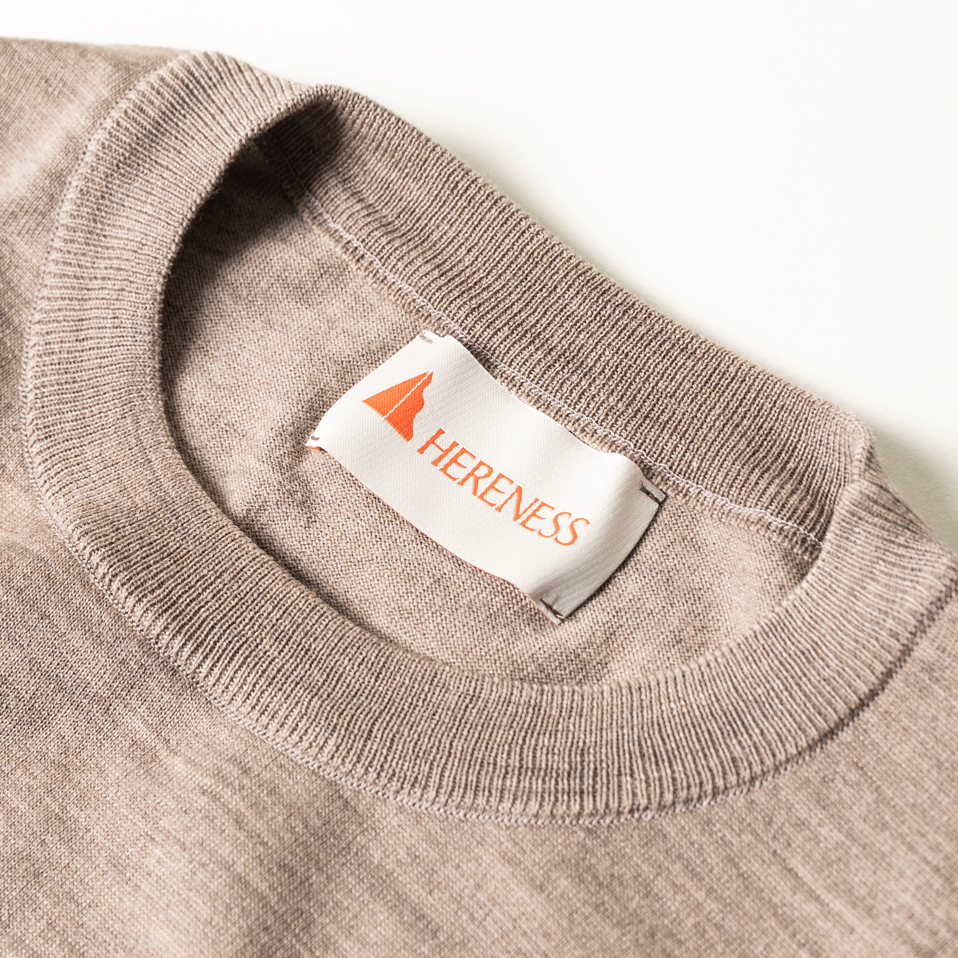 THE SPORTY SWEATER – HERENESS.jp
