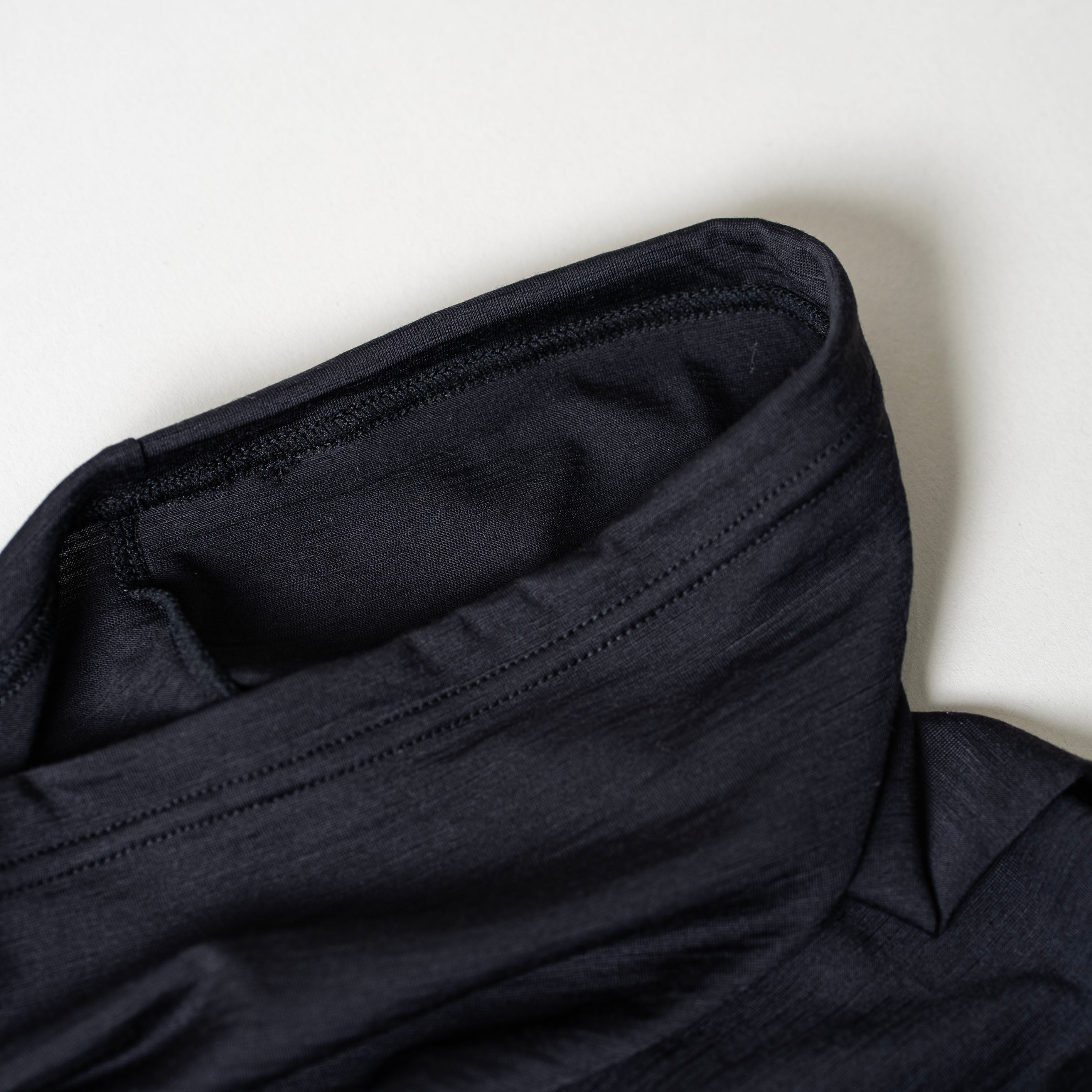 SMOOTH WOOL NECK WARMER | メリノウール ネックウォーマー ユニ